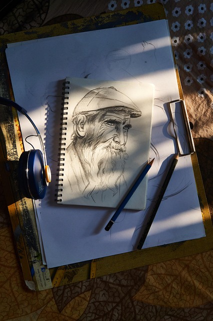 artist sketchbook pencil drawing